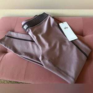 Alo Airlift High-Waist 7/8 Line Up Legging